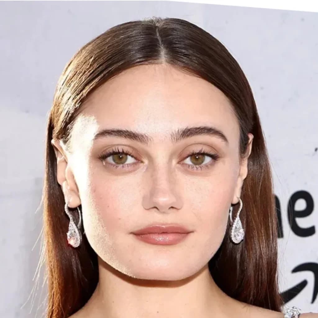 Ella Purnell