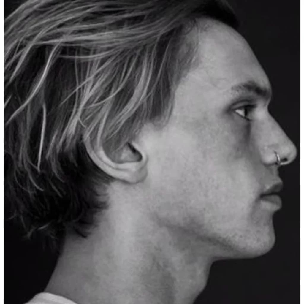 Jamie Campbell Bower