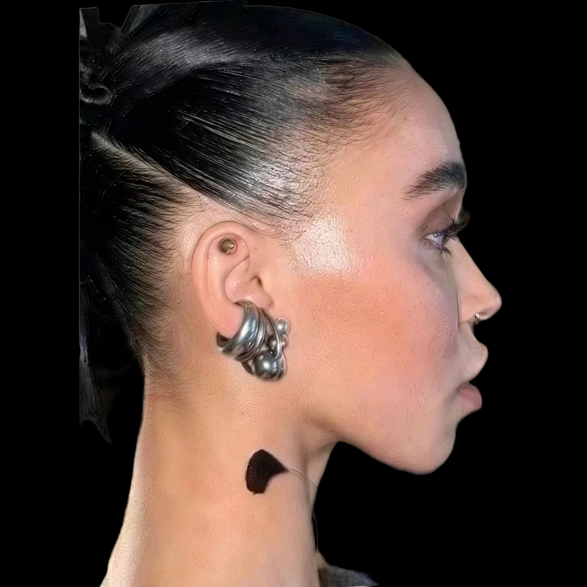 FKA twigs, Submental Definition