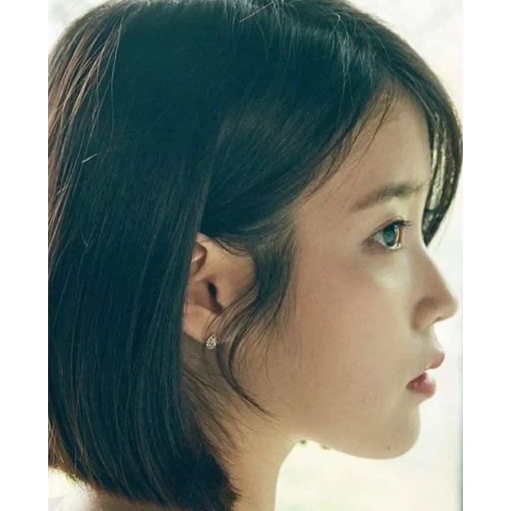 IU