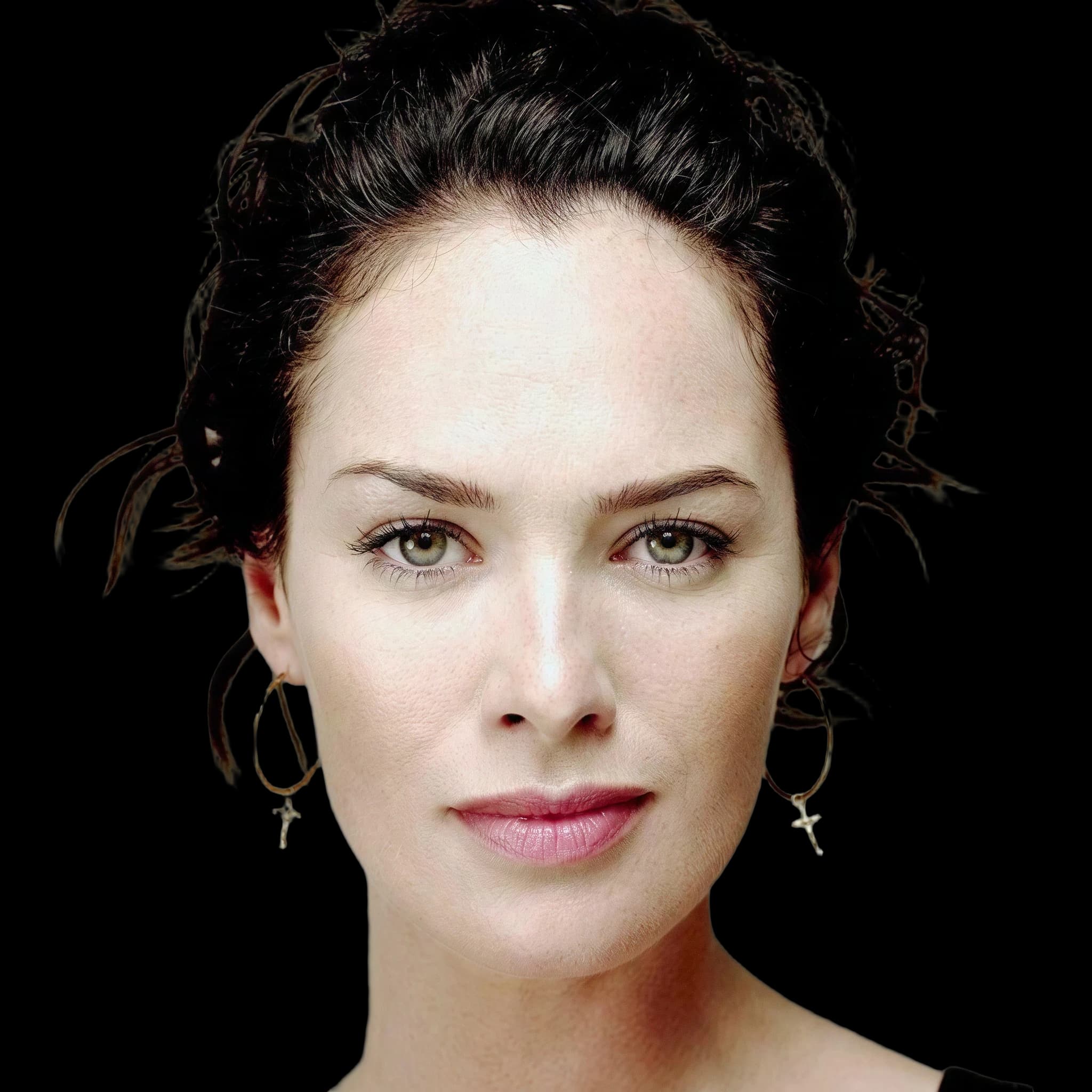 Lena Headey, front profile