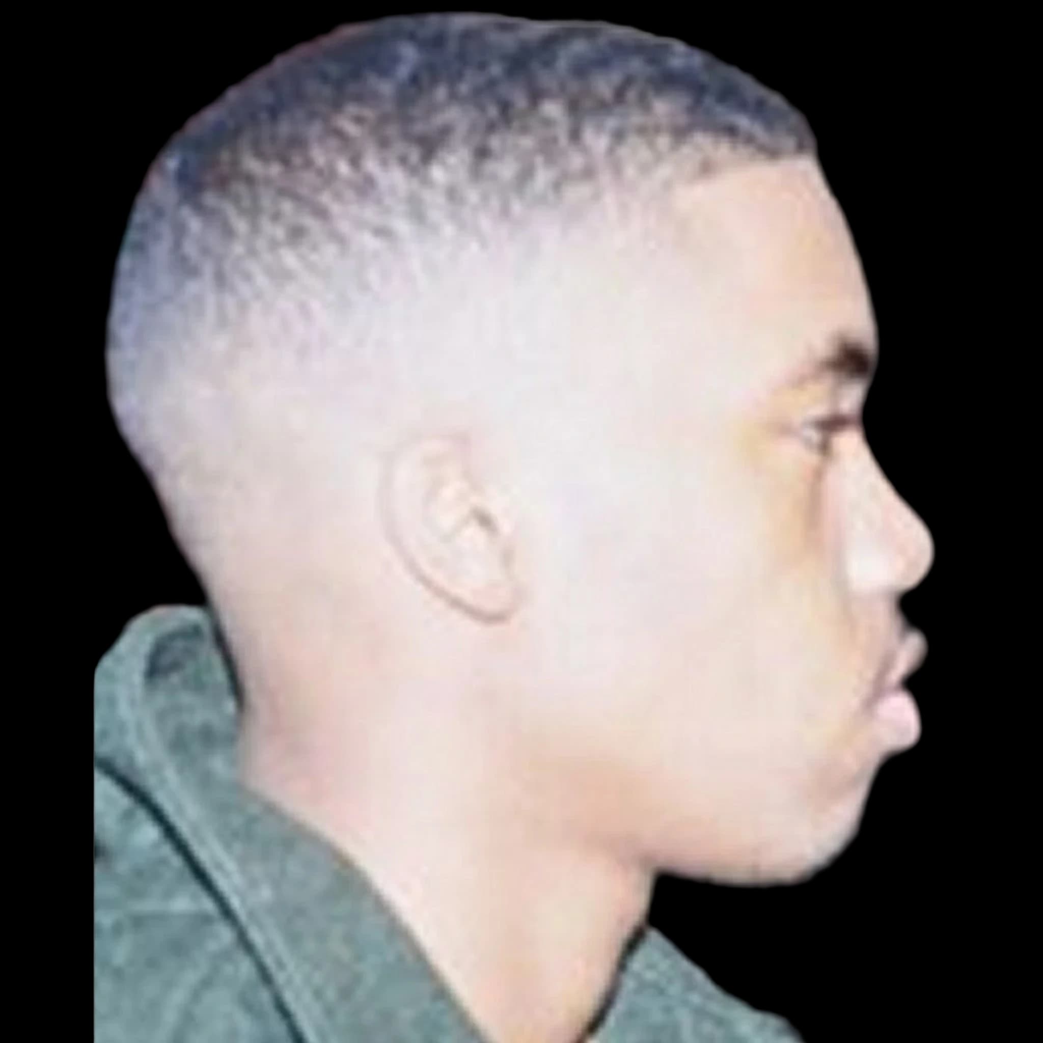 Nas, side profile
