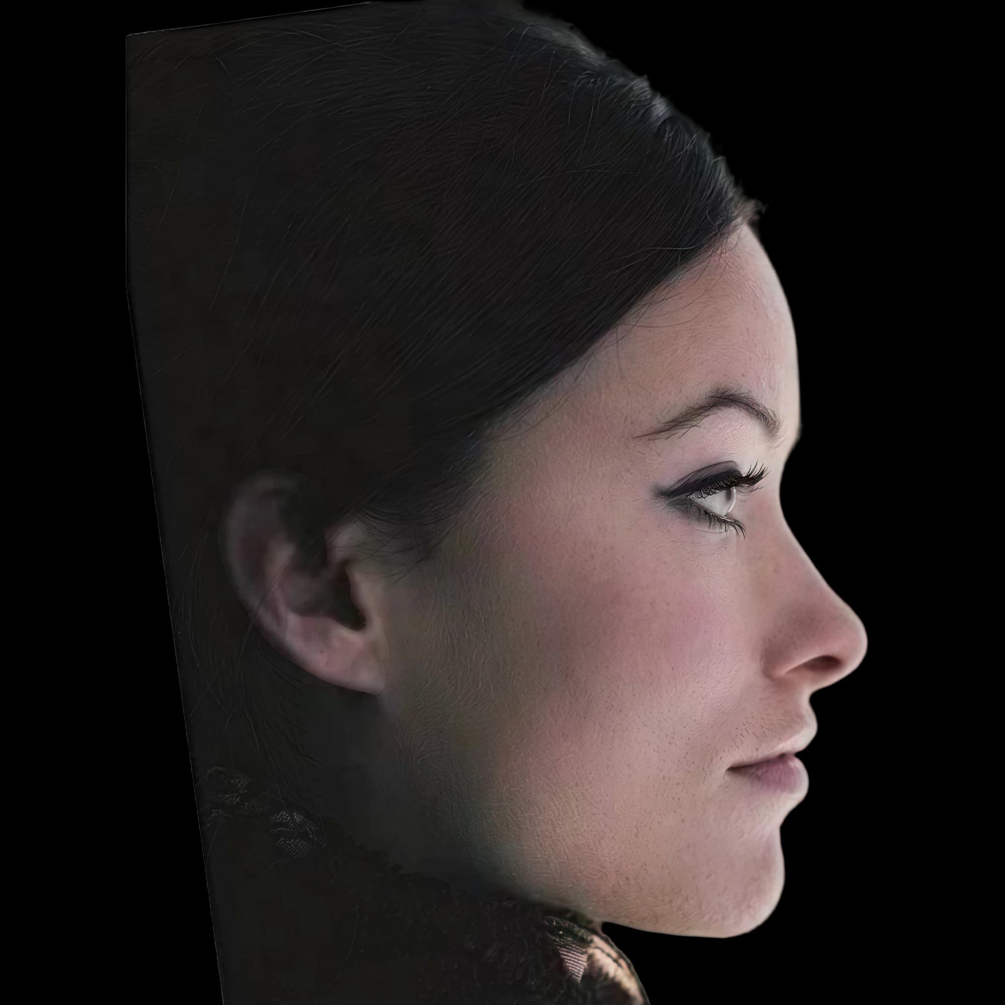 Olivia Wilde, side profile