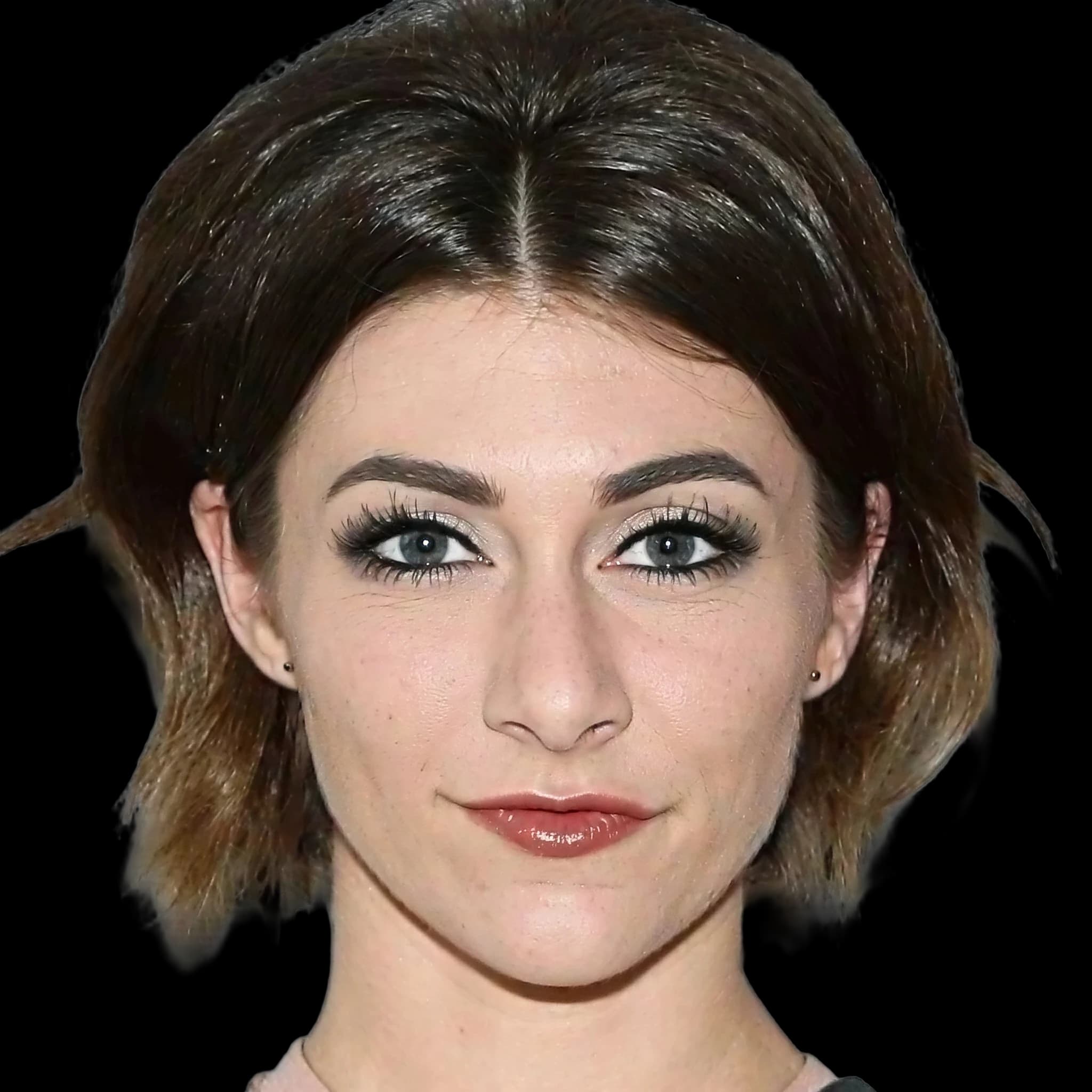 Qveen Herby, Cheekbone Prominence