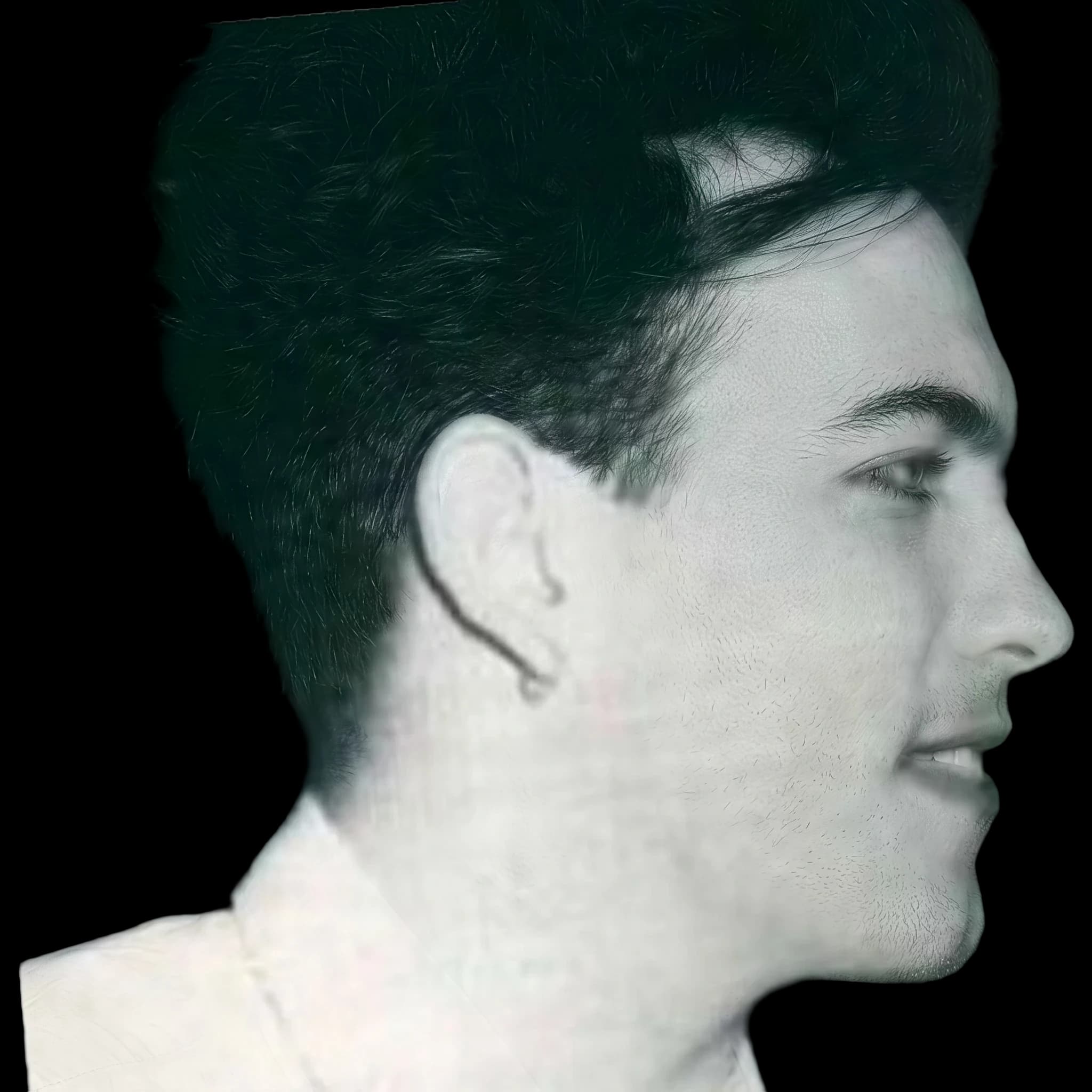 Robert Smith (The cure), side profile