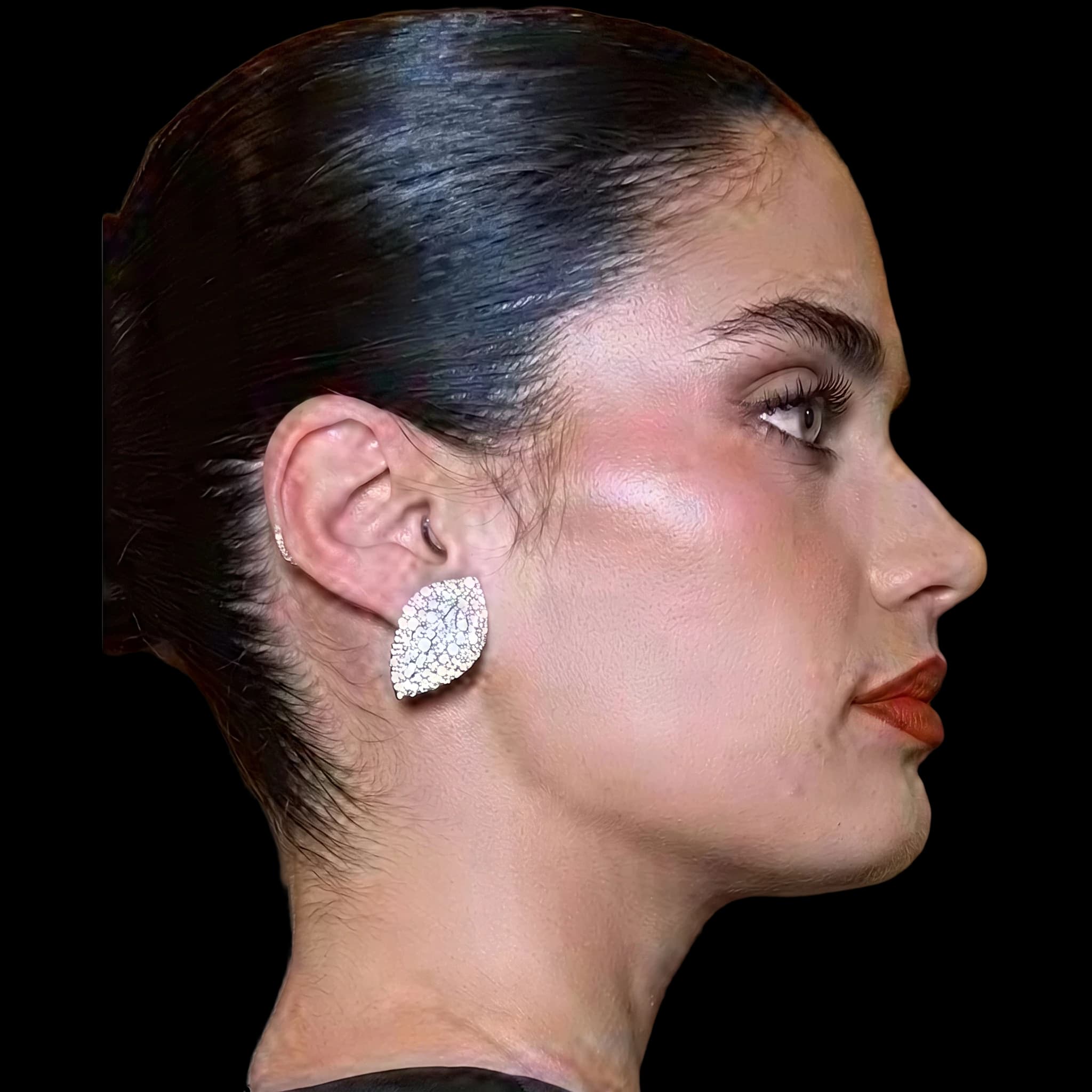 Sara Sampaio, Submental Cervical Angle