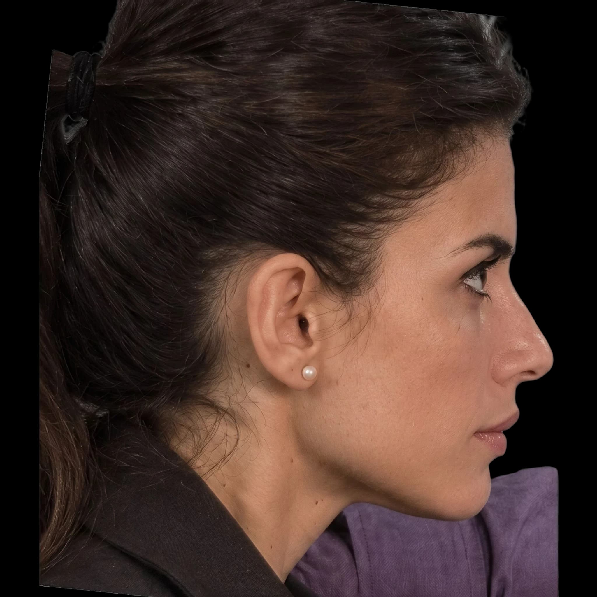 Weronika Rosati, side profile